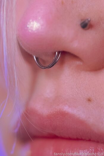 blondelashes19