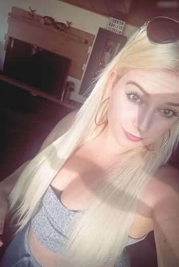 Blondiihell