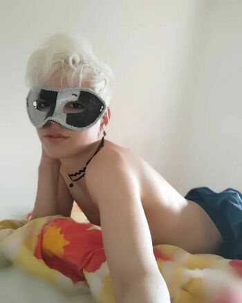 Blonditwink