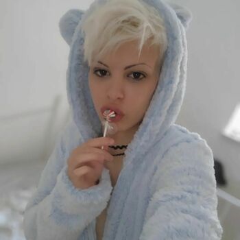 Blonditwink