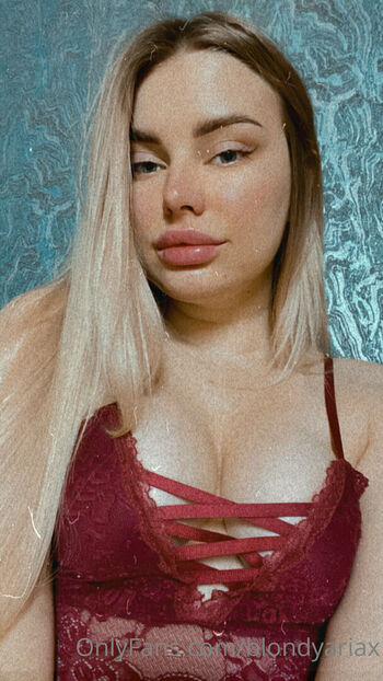 blondyariax