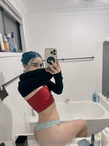 blue-scarlett-x