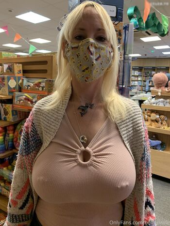 BoltOnWife