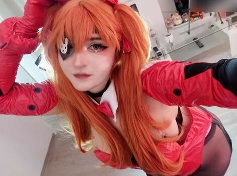 BomBom Cosplay