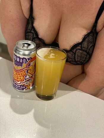boobs-beer