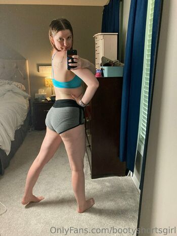 bootyshortsgirl