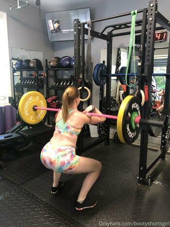 bootyshortsgirl