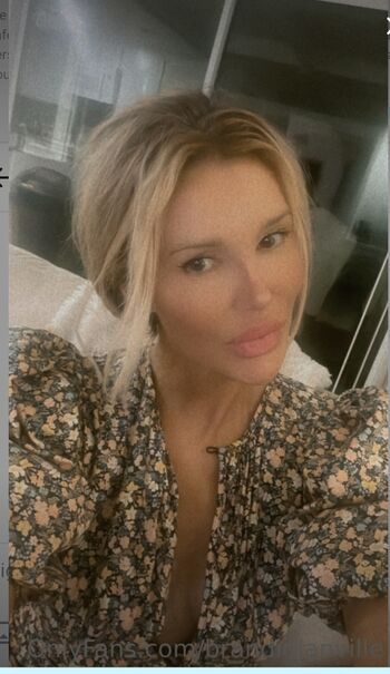 Brandi Glanville