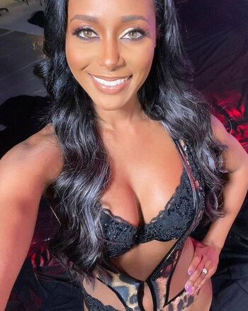 Brandi Rhodes