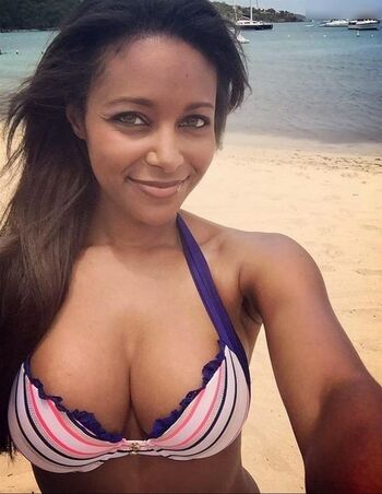 Brandi Rhodes