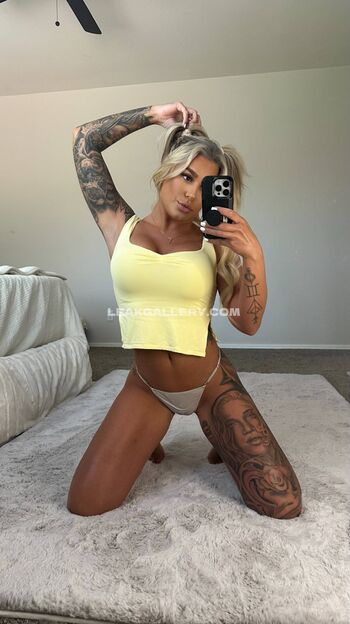 BrazyBecca