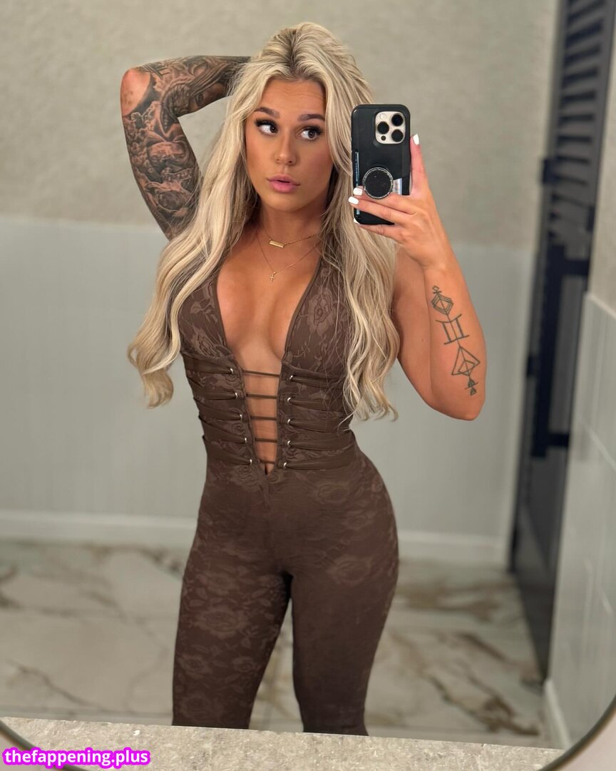 BrazyBecca