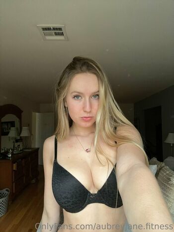 Brazzyblondebhabie