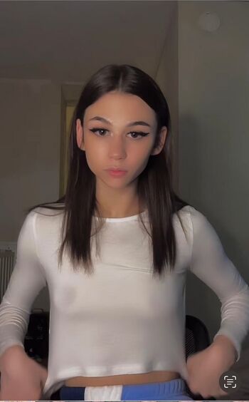 Brianna Lewis