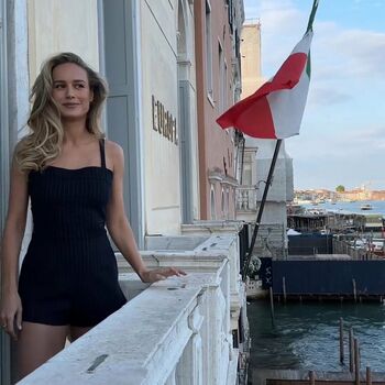 Brie Larson