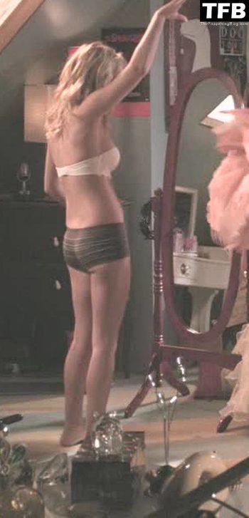 Britt Robertson