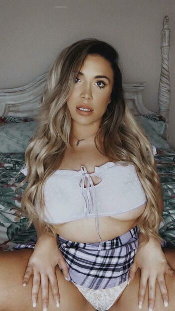 brittanyxlauren