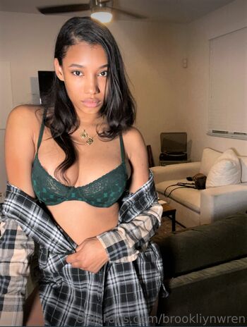 Brookliyn Wren