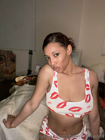 Brookliyn Wren