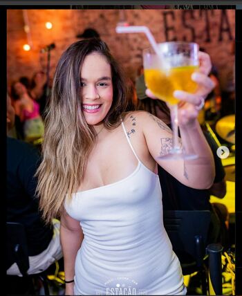 Bruna Rezende