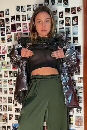 Bruna16