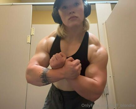 buff_blondie