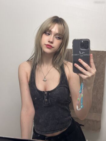 BunnyGirlBree