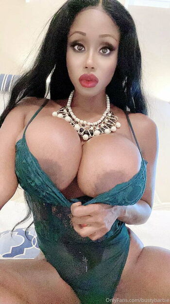 busty_barbie