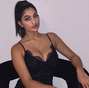 Busty Indian
