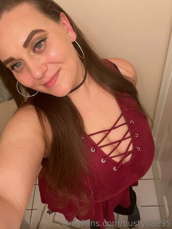 Bustybae95