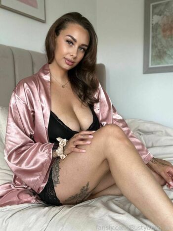 bustybelle_xx
