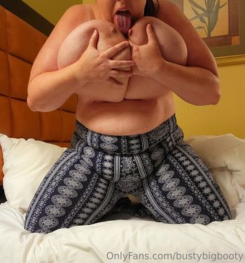 bustybigbooty