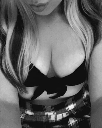 BustyVeronica