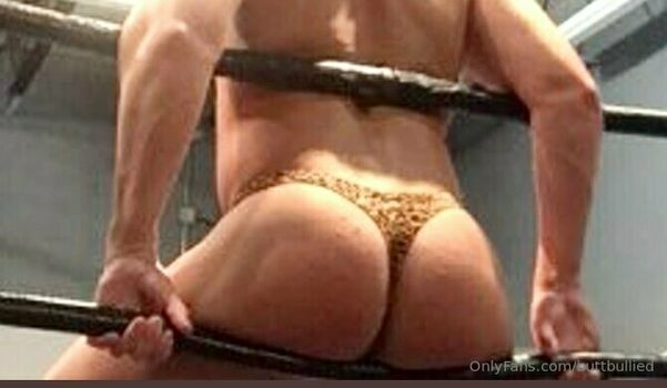 buttbullied