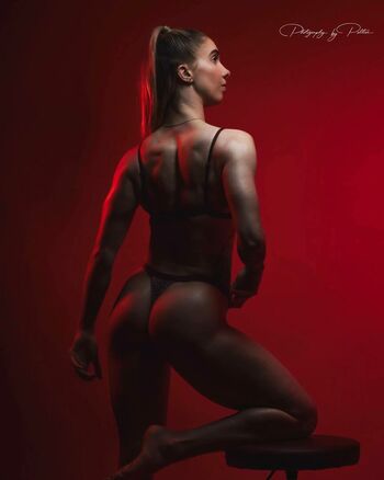 Caitlin Wade