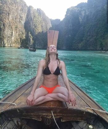 Caity Lotz