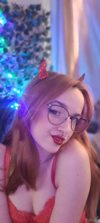 camgirl.iris