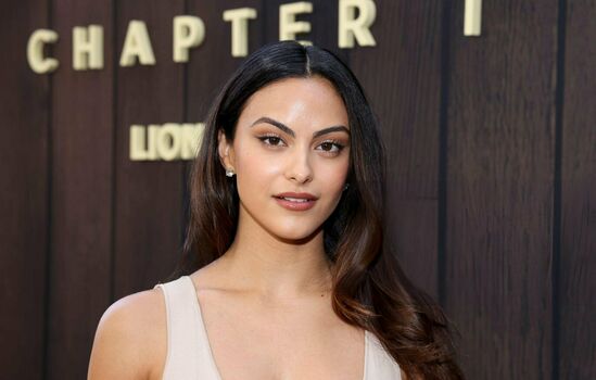 Camila Mendes
