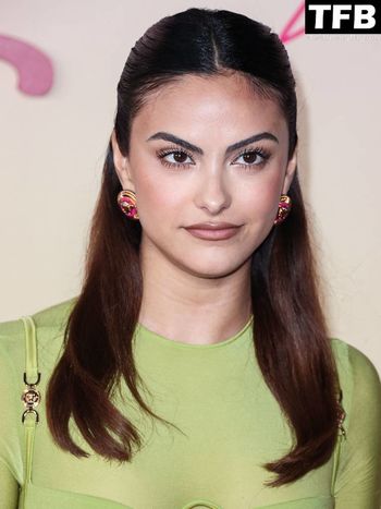 Camila Mendes