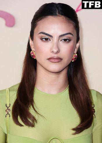 Camila Mendes