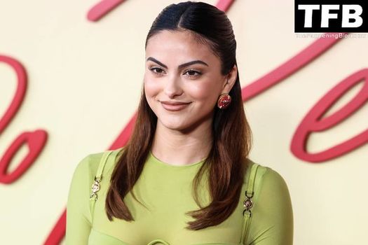 Camila Mendes