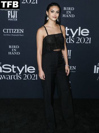 Camila Mendes