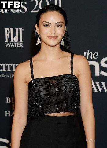 Camila Mendes
