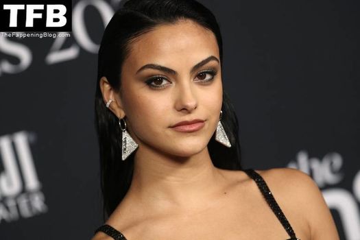 Camila Mendes
