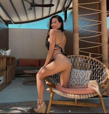 Camila Oliveira RING GIRL UFC