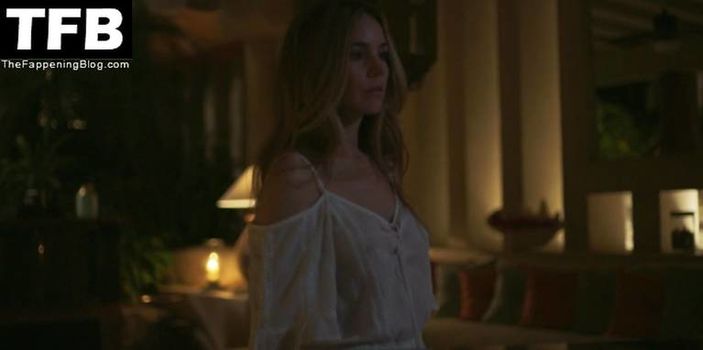 Camila Sodi