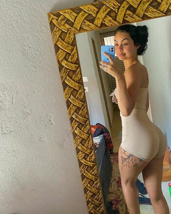 Camilly_Keelly