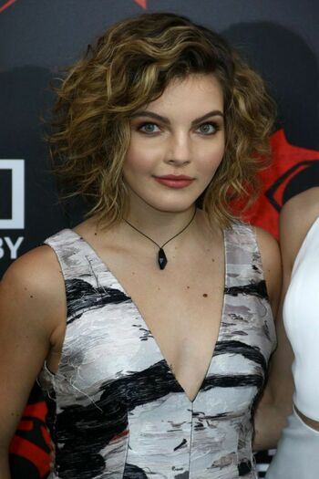 Camren Bicondova