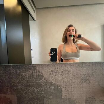 Cara Delevingne