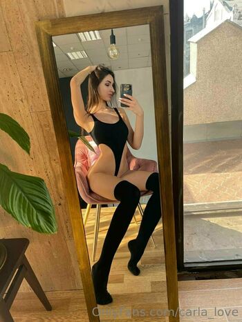 carla_love